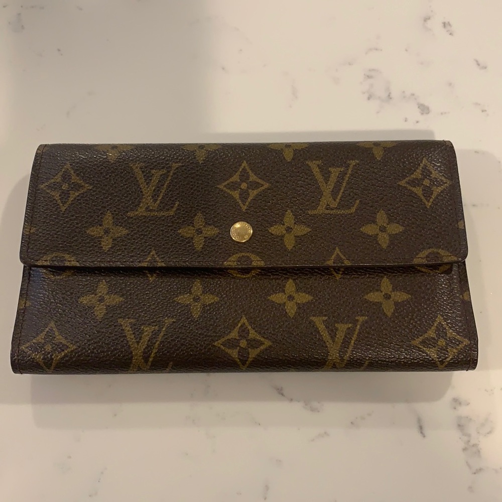 LV wallet
